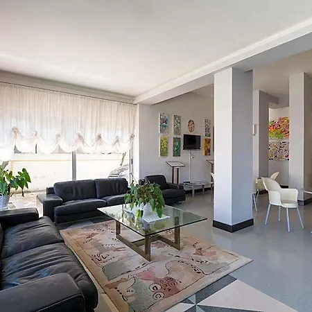 Europa Hotel 3*